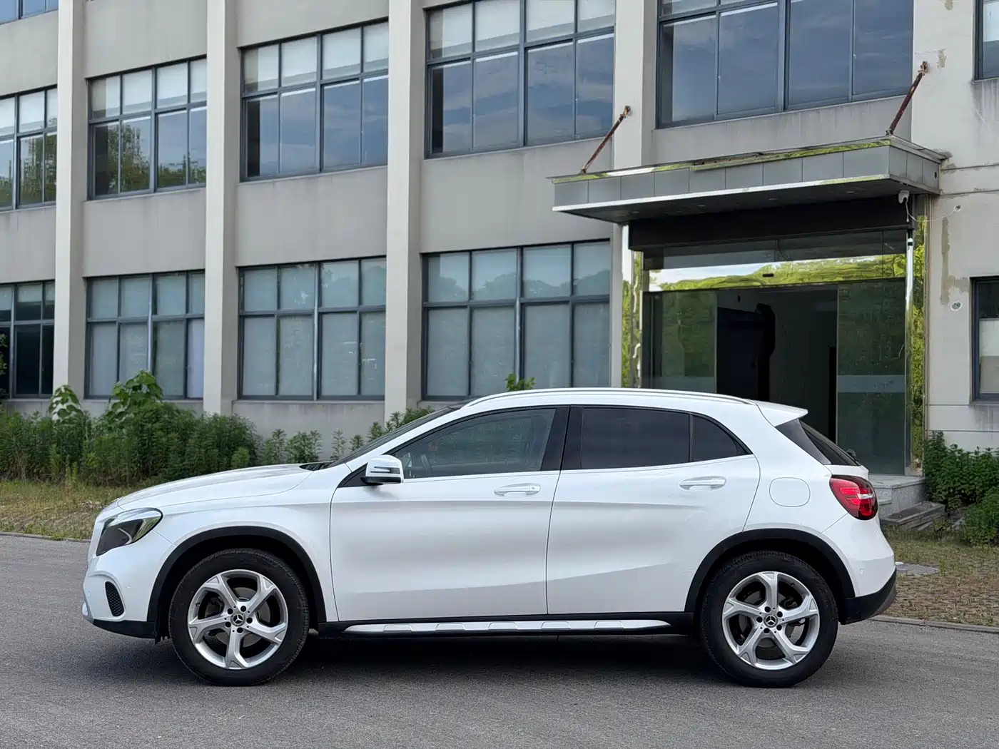 Mercedes-Benz GLA 2018 GLA 200 Dynamic фото 7
