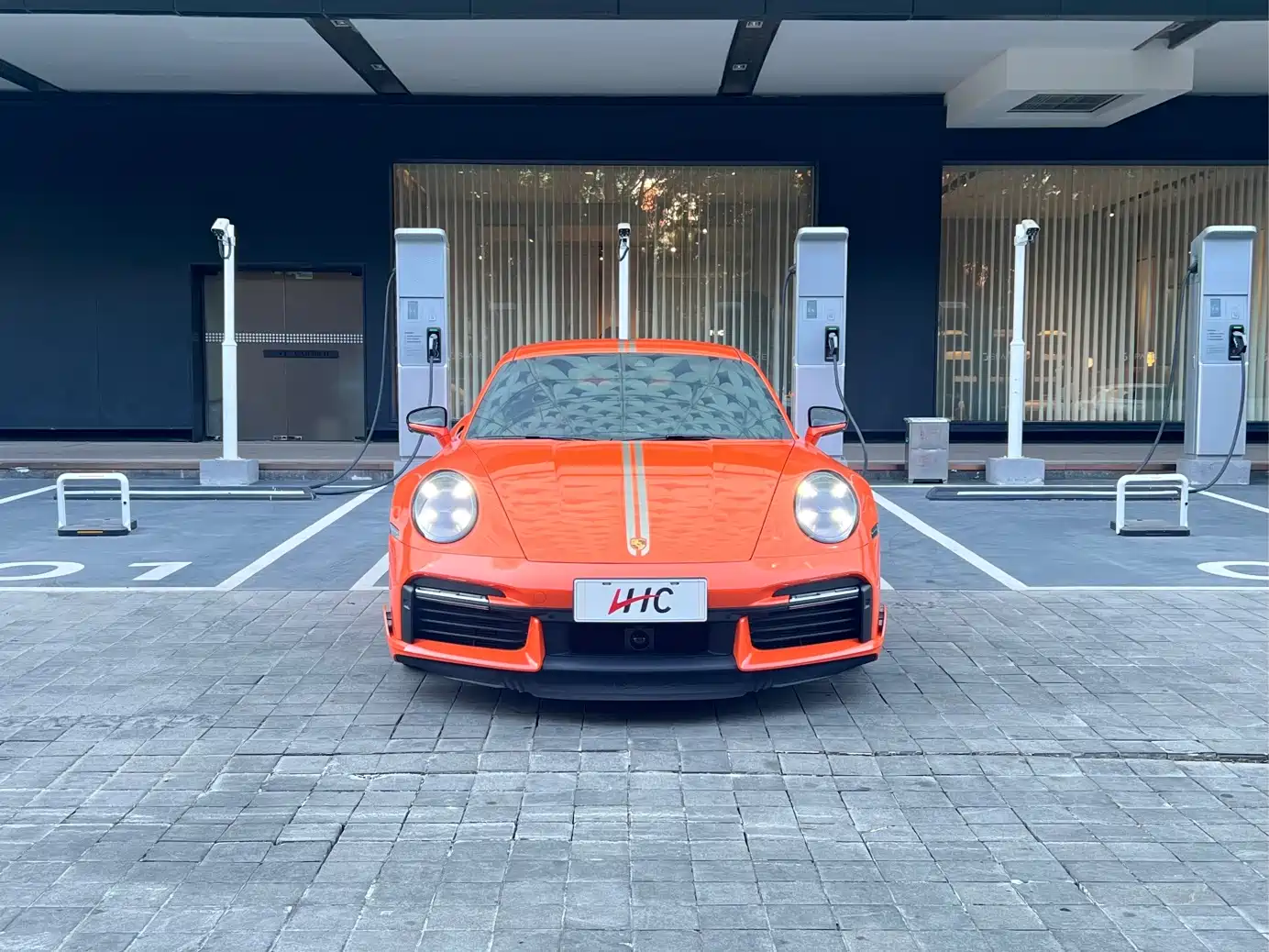صورة 2 - Porsche 911