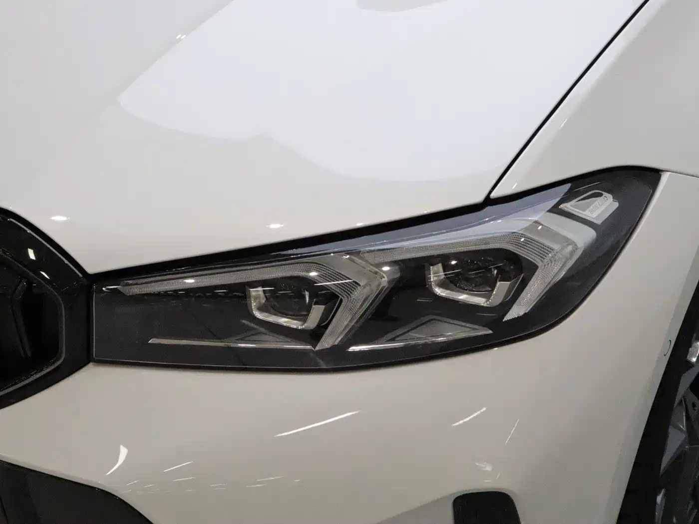 BMW 3 Series 2025 2025 330i M Sport Night Edition