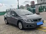 Фото 2 - Honda Civic