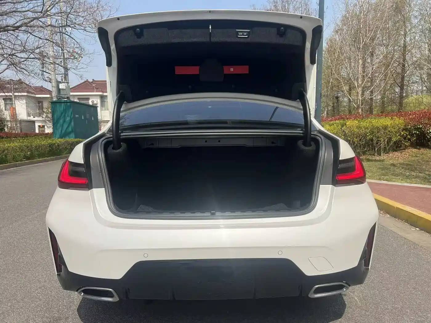 BMW 3 Series 2025 325Li M Sport Package фото 14