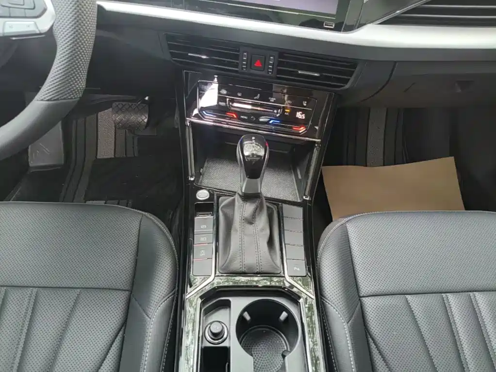 Volkswagen Passat 2025 2025 Outstanding 330TSI Starlight Elite Edition