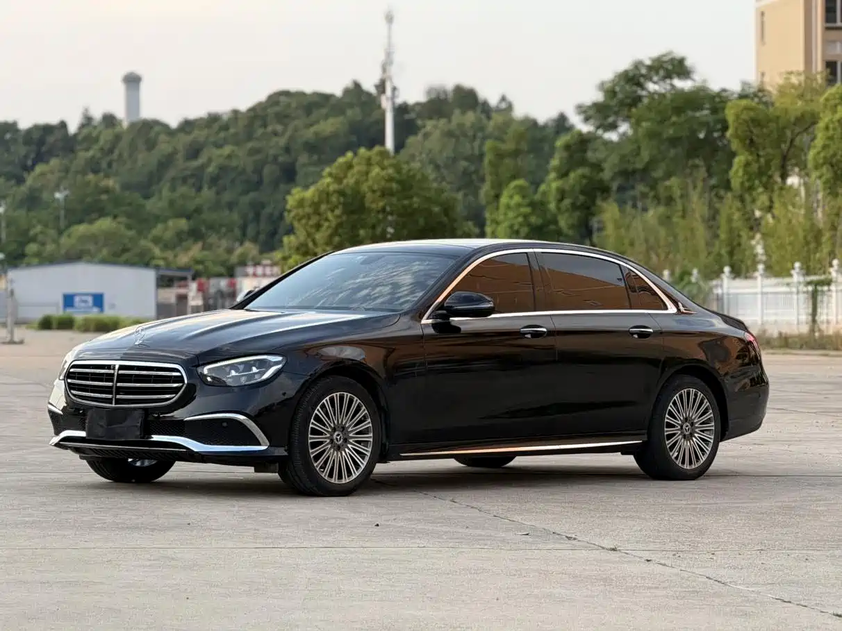 Mercedes-Benz E-Class 2021 E 300 L Luxury фото 3
