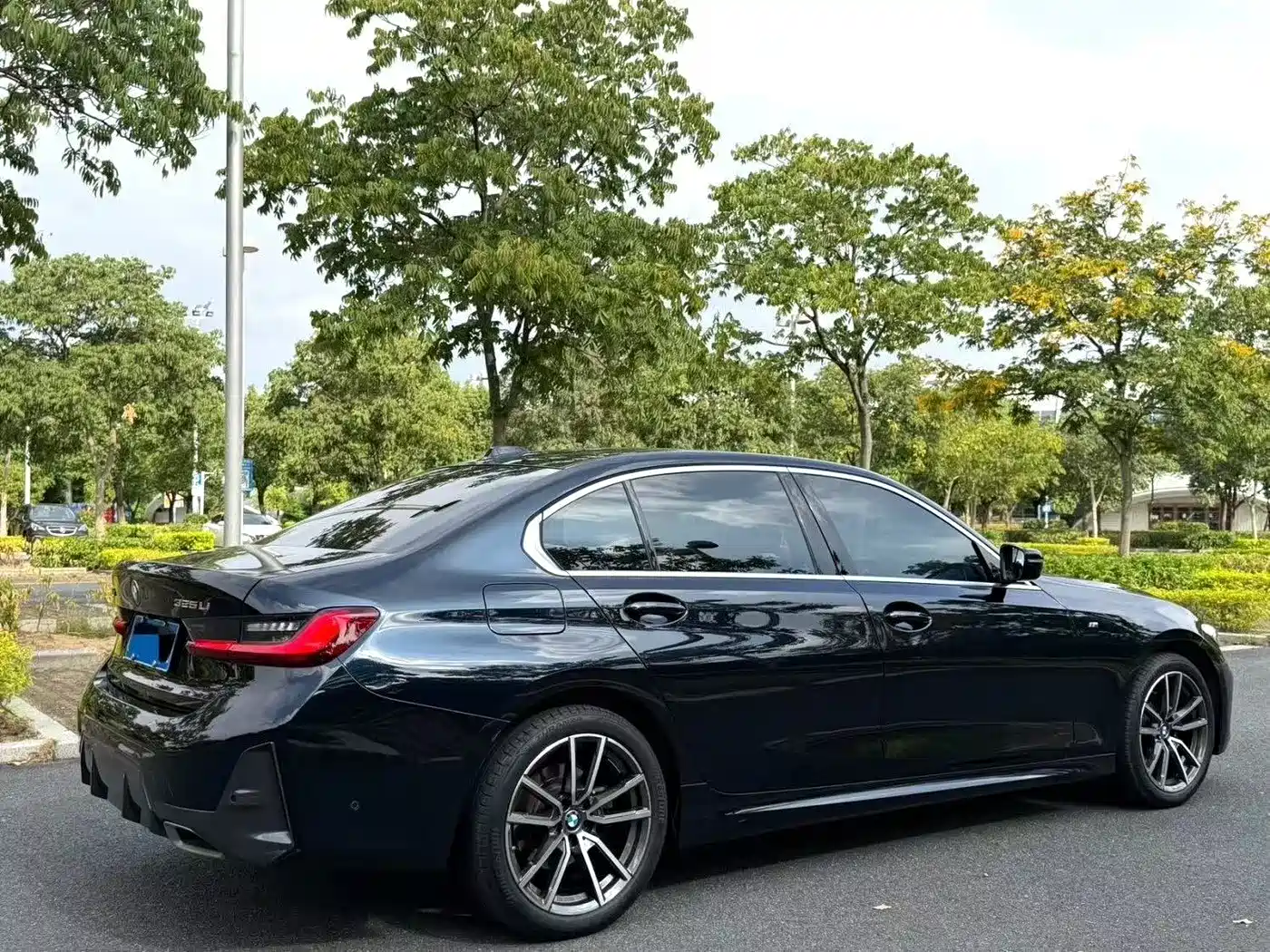 BMW 3 Series 2024 325Li M Sport Package фото 4