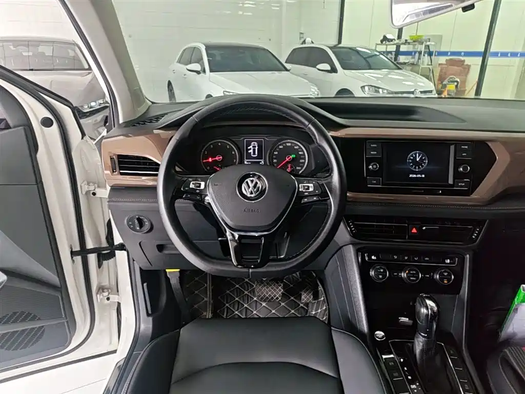 Volkswagen Tharu 2019 280TSI 2WD Comfort Edition China VI фото 11