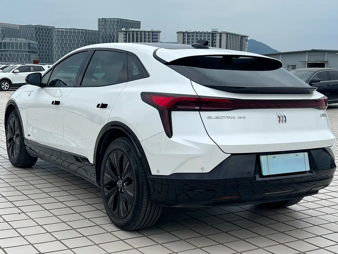 Buick E4 2023 Model GS Edition фото 4
