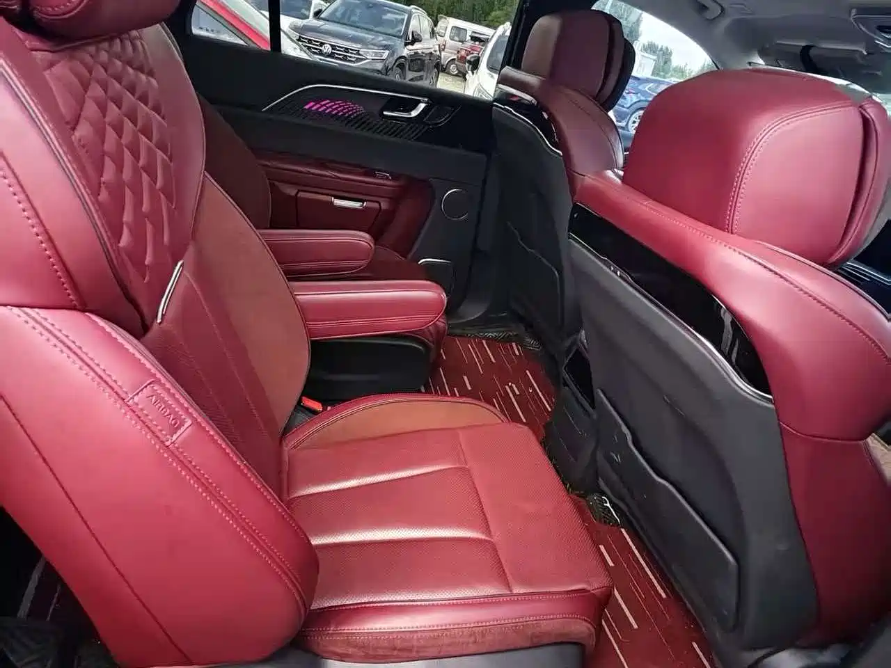 Hongqi E-HS9 2022 2021 460km Flagship Comfort 6-seater