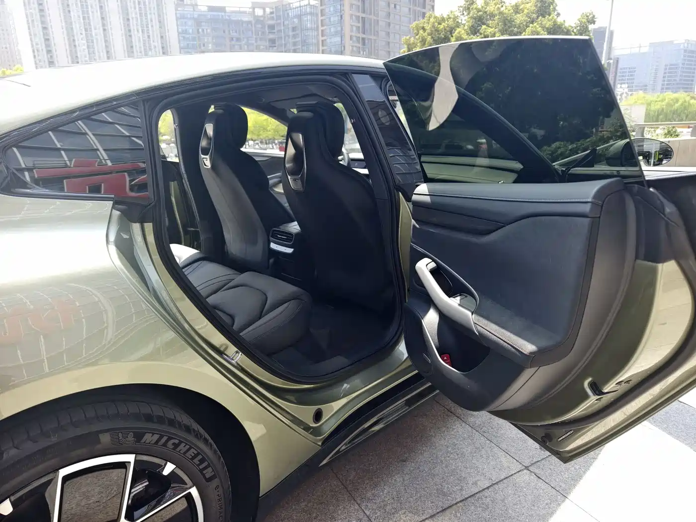 XIAOMI CAR XIAOMI SU7