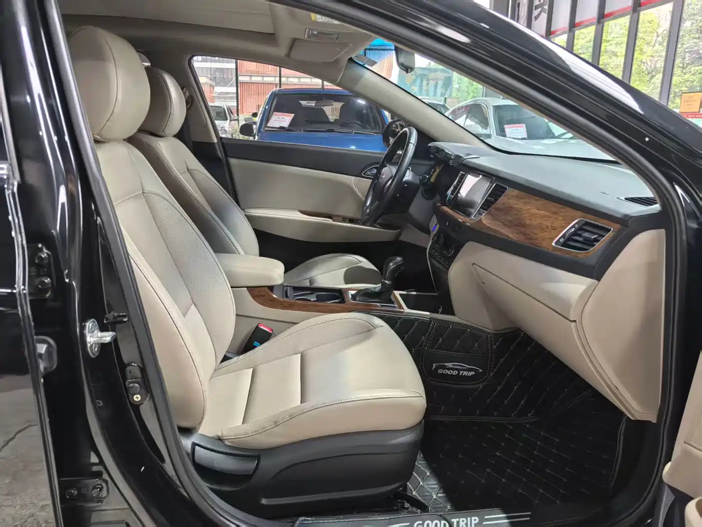 Hyundai Mistra 2014 1.8L Auto Premium DLX фото 7