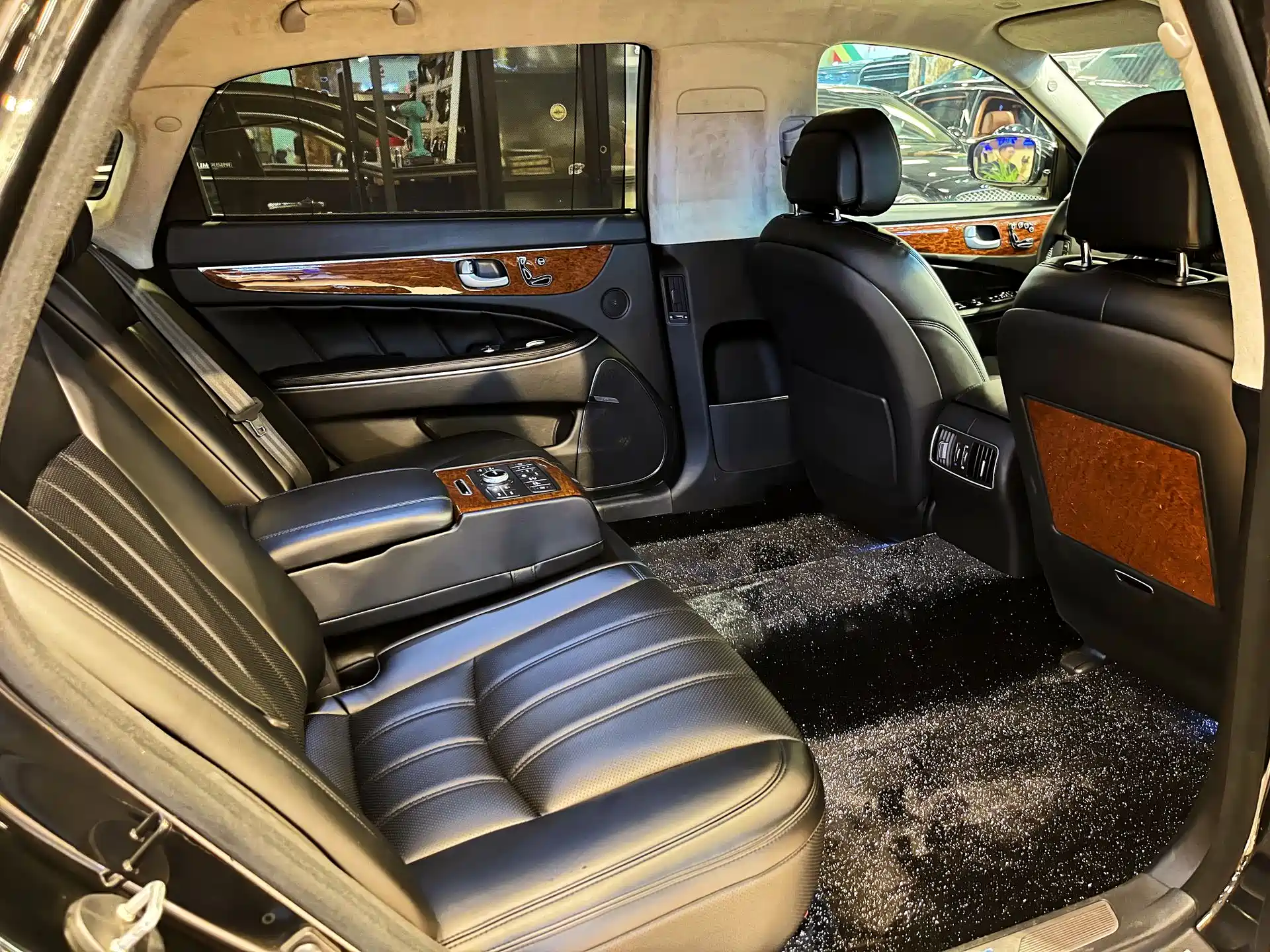 Фото 29 - Hyundai Equus