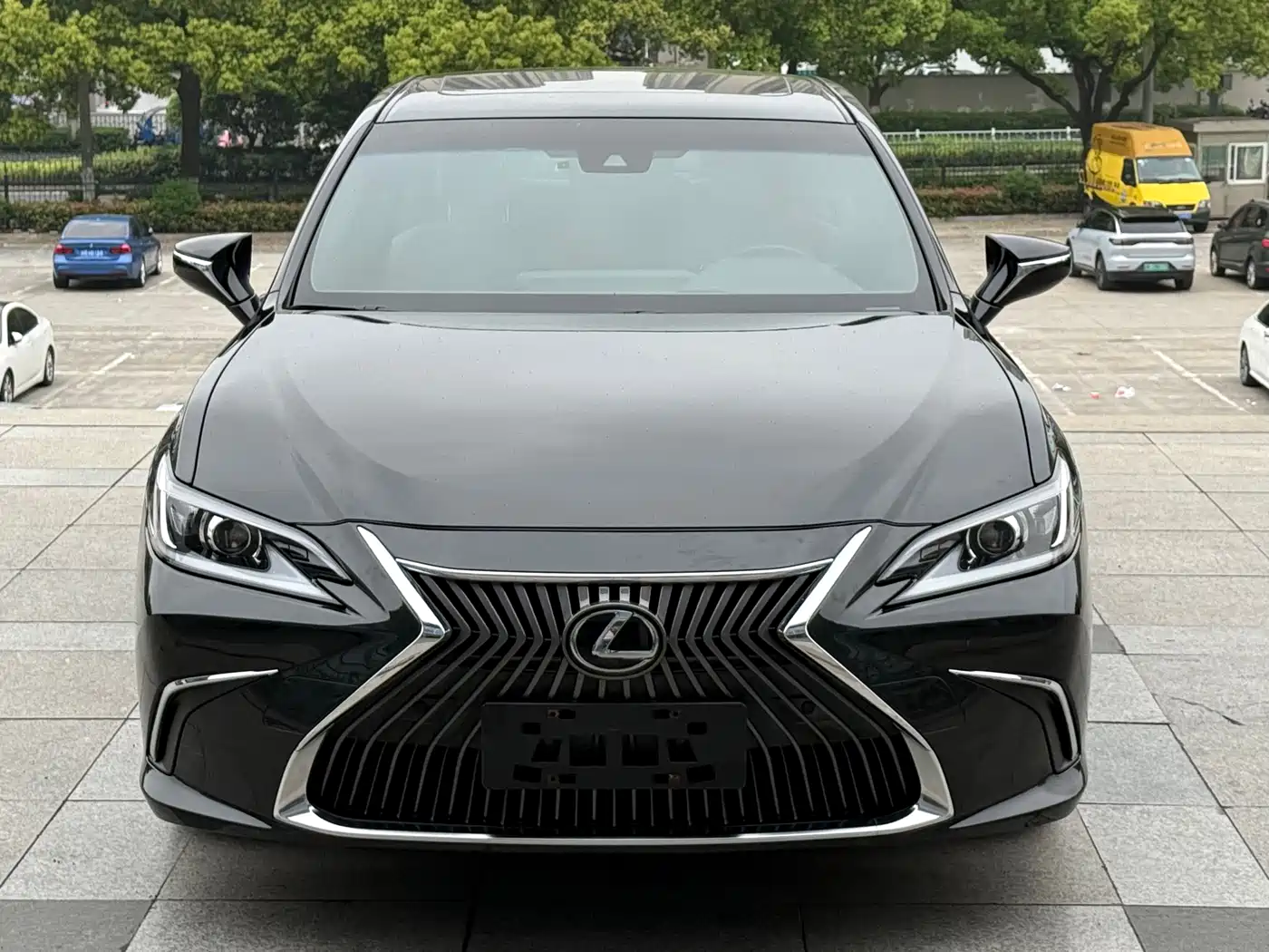 Lexus ES 2018 260 Excellence Edition China V фото 2