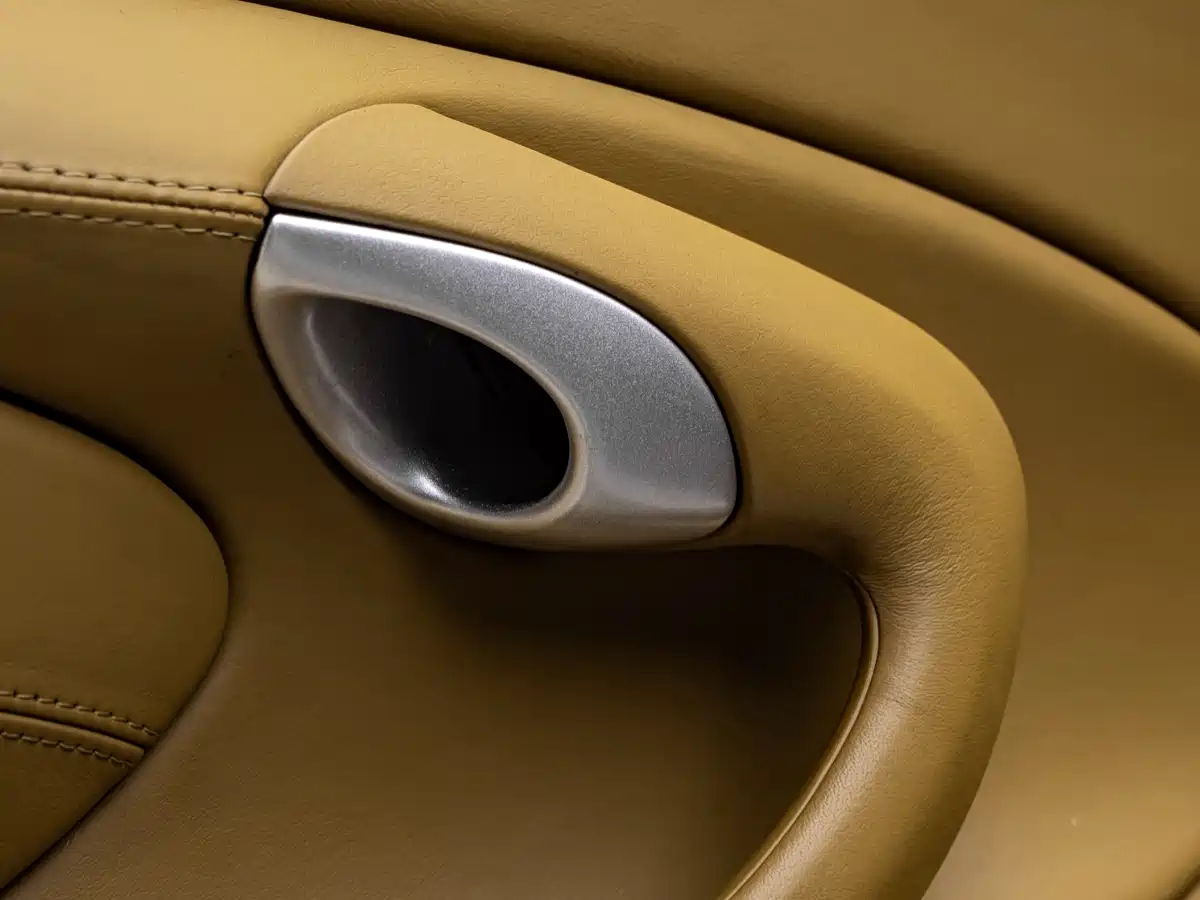 Porsche 911 2004 Turbo S 3.6T фото 11