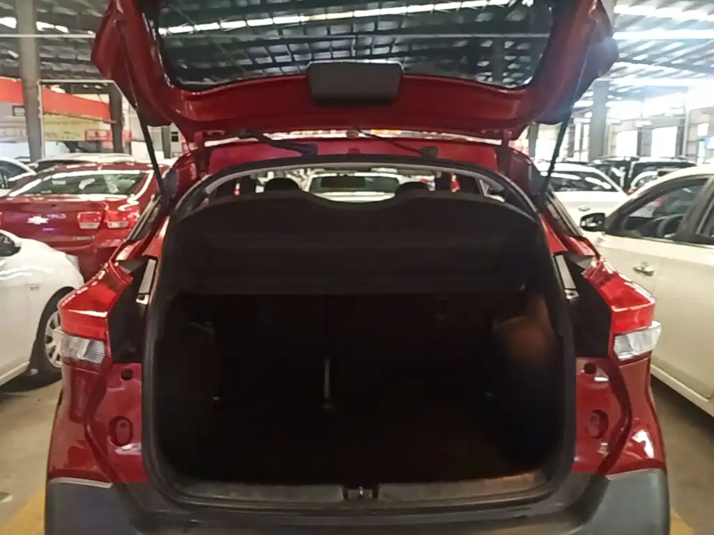 Nissan Kicks 2018 2017 1.5L CVT Cool Edition