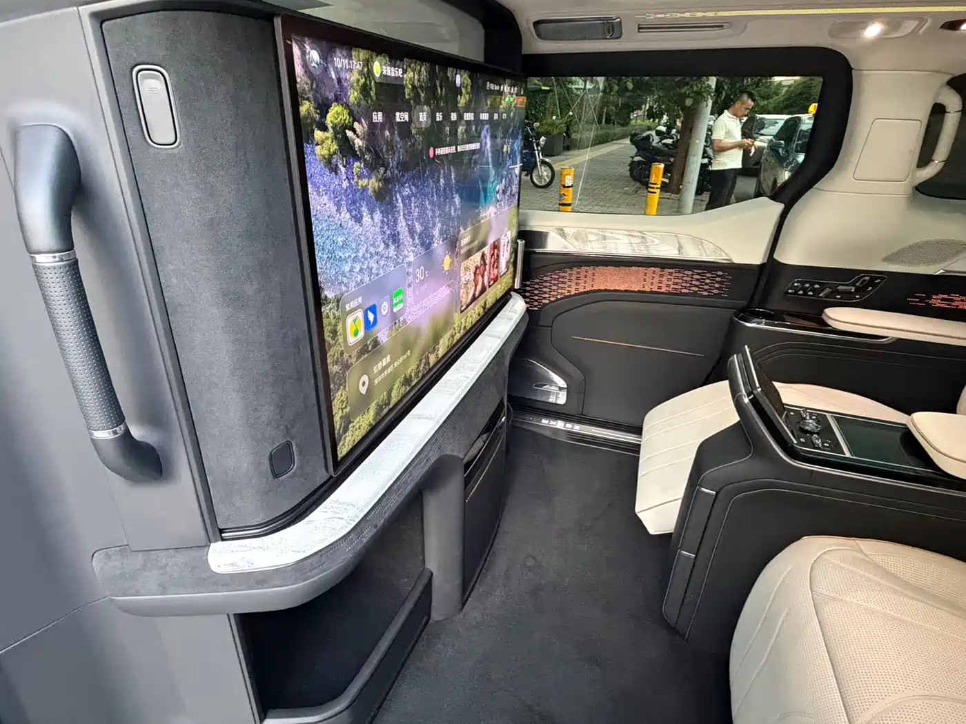 ZEEKR EXTREME KRYPTON 009