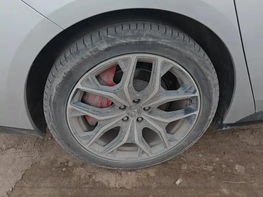 Dongfeng Yipai eπ007 2025 2025 EREV 230Pro Cruise Edition