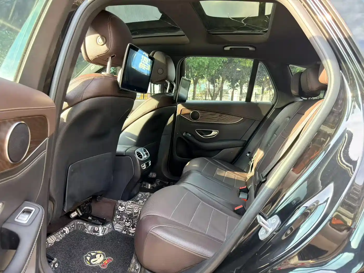 Mercedes-Benz GLC 2018 GLC 300 4MATIC Dynamic фото 11