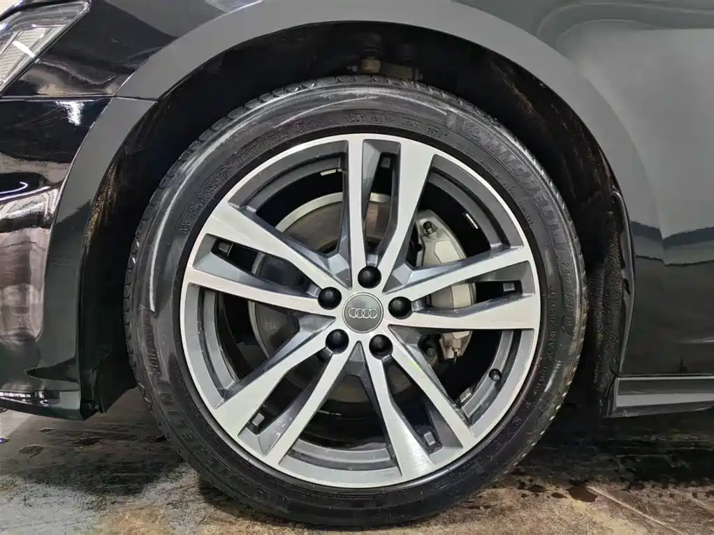 Audi A6L 2020 40 TFSI Luxury Dynamic фото 15