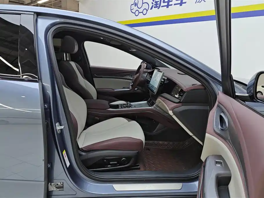 BYD Seal 2024 2023 DM-i 1.5T 121km Premium