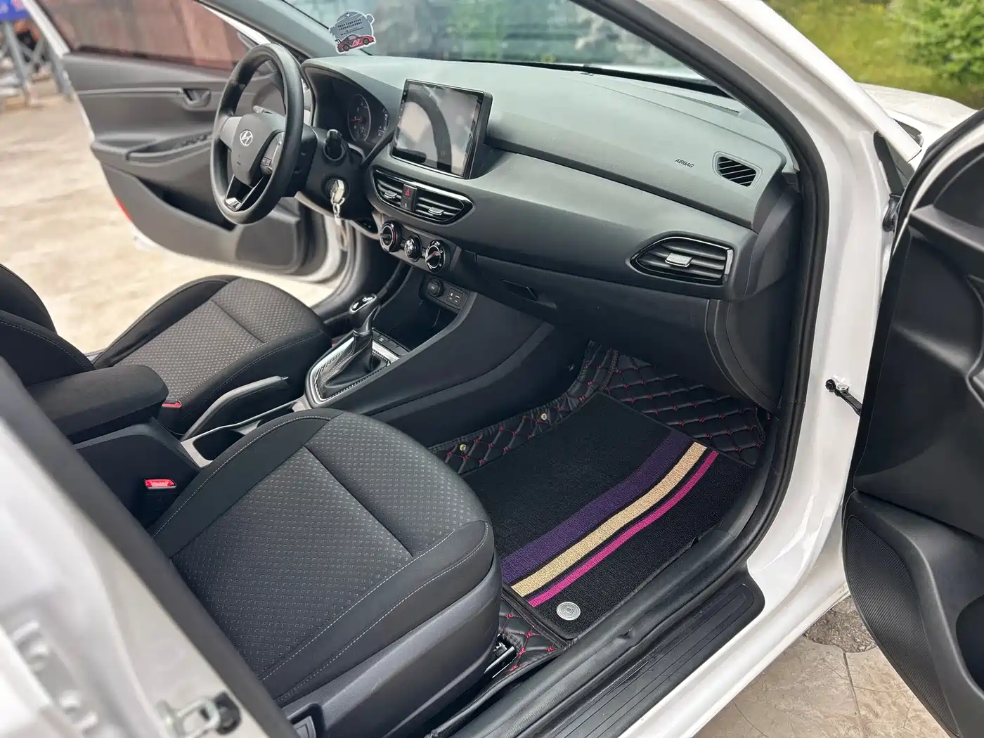 Hyundai Elantra 2018 1.6L Automatic Pleasing Edition GL China VI фото 21