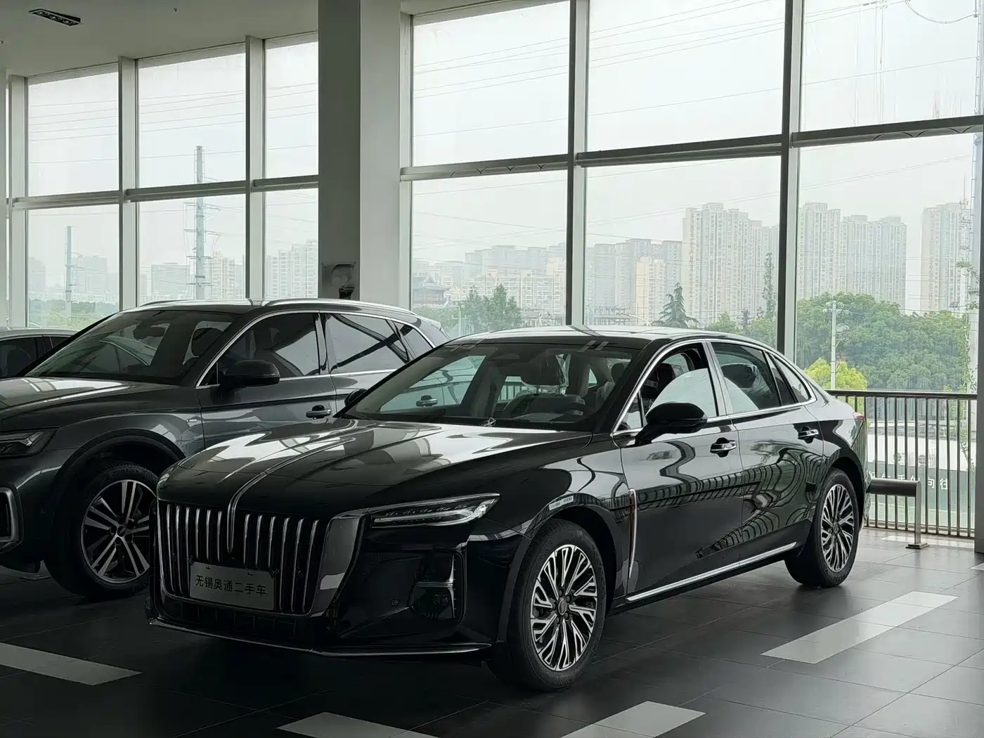 Hongqi H5 2026 2025 2.0T Automatic Flag Celebration 500,000 Units Anniversary Edition