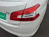 Photo 8 - Peugeot 408