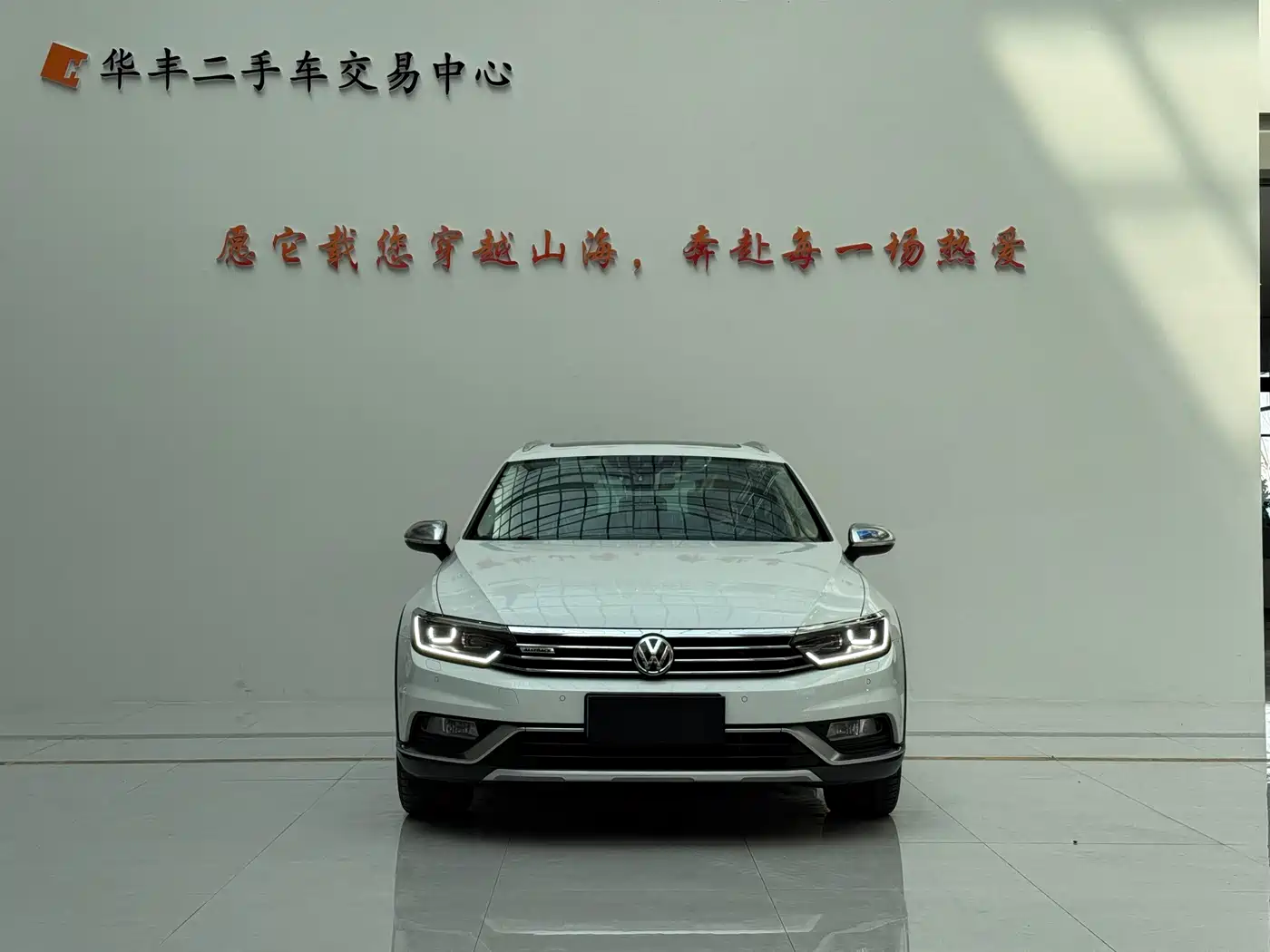 Volkswagen Weilan 2017 380TSI 4WD Adventure Edition фото 2