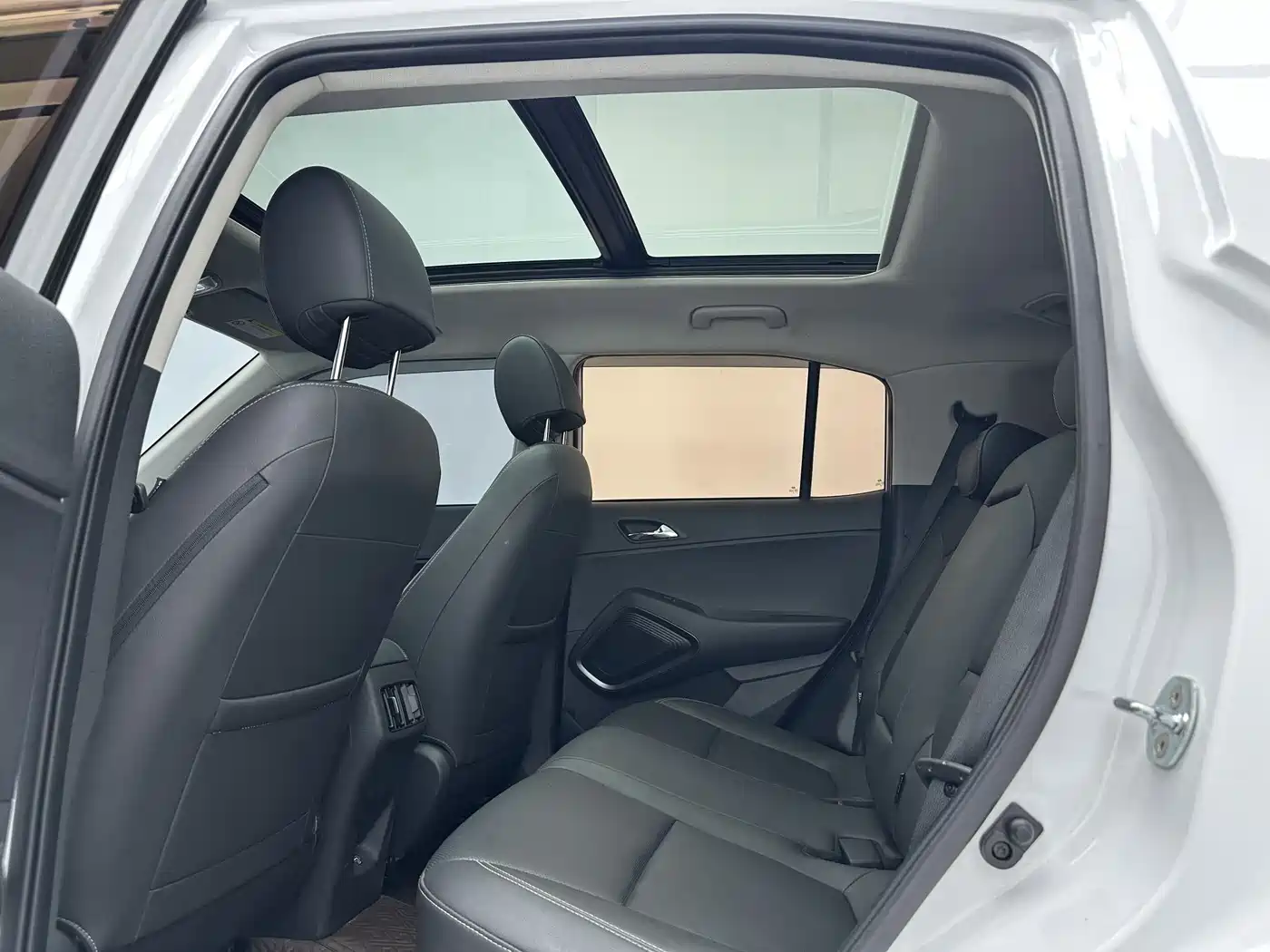 Hyundai Beijing Hyundai ix35 2021 240TGDi DCT 2WD GLS Leading Edition фото 6