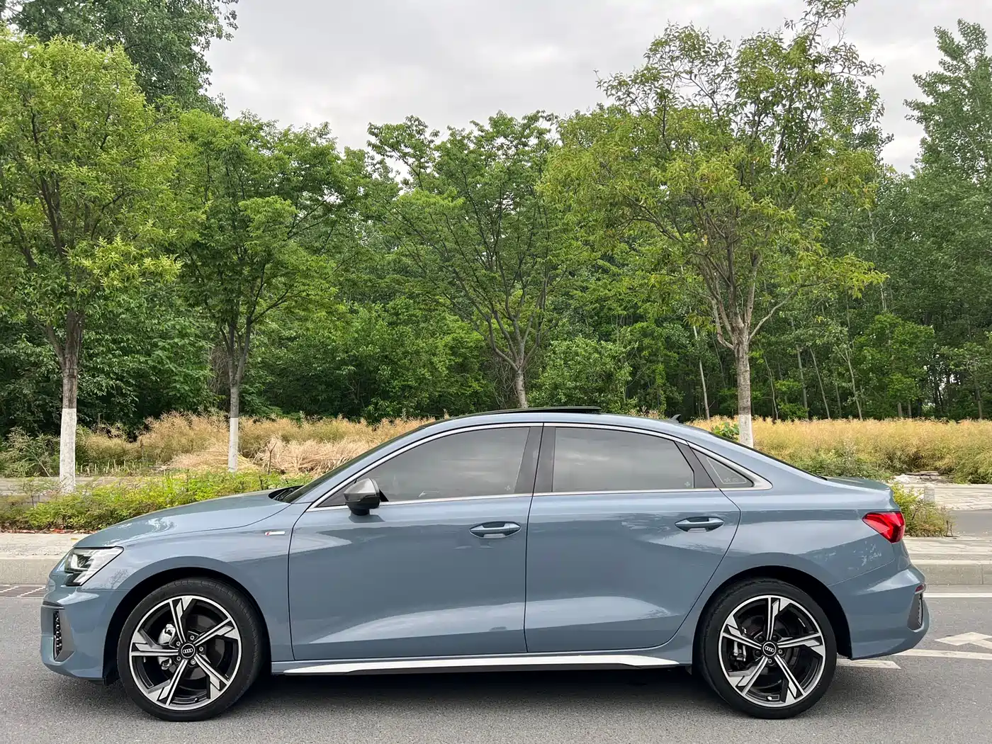 Audi A3 2022 Model A3L Limousine 35 TFSI RS Kit Speed Edition фото 4