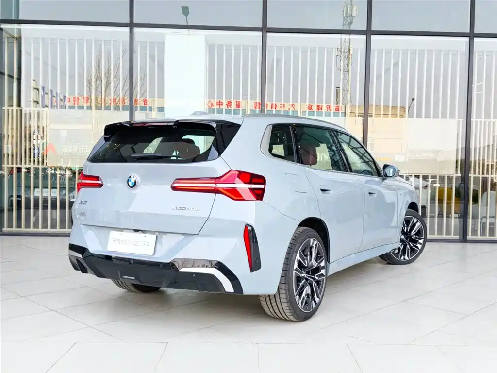 BMW X3 2025 xDrive30L Premium M Sport Package фото 11