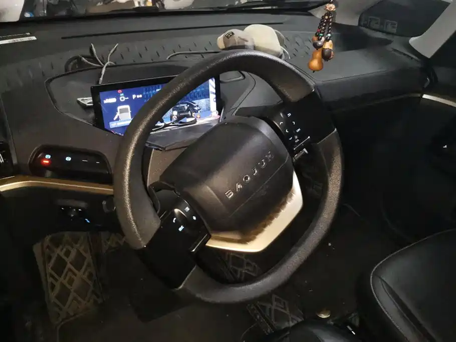 Photo 12 - Baojun KiWi EV