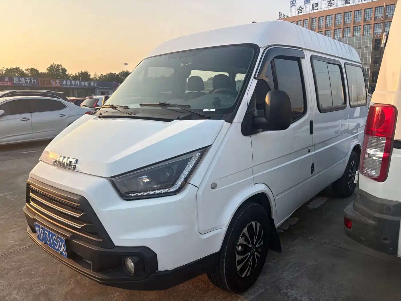 Jiangling Tesun 2021 2019 2.8T Commercial Short Wheelbase Medium Roof 6-Seater China VI JX493