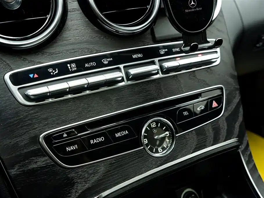 Mercedes-Benz C-Class 2016 C 180 L Sport фото 23