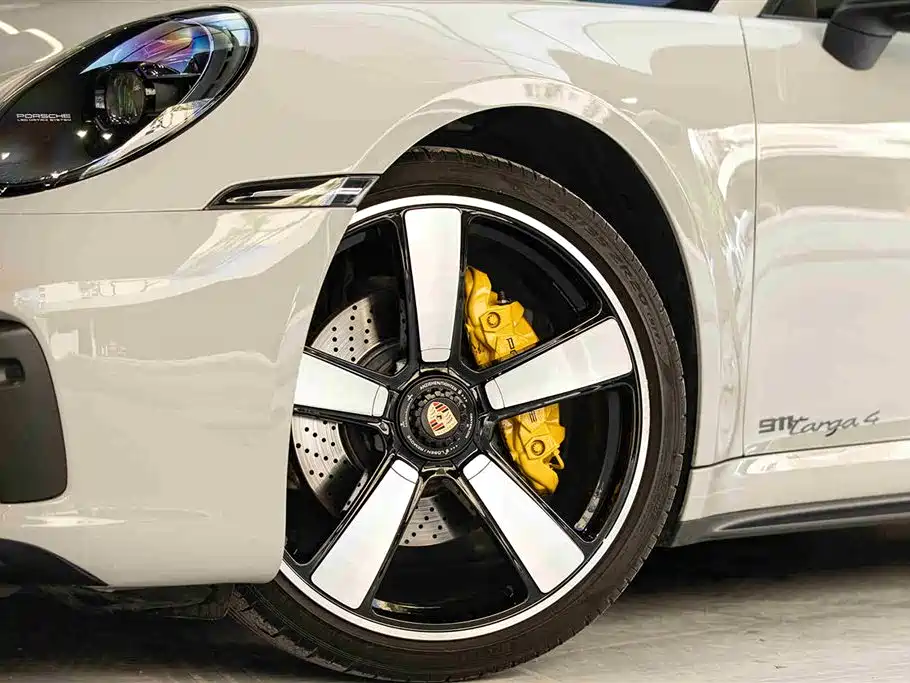 Porsche 911 2022 Targa 4 3.0T фото 6
