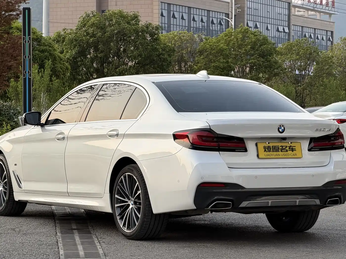 BMW 5 Series 2021 530Li Leading M Sport Package фото 4