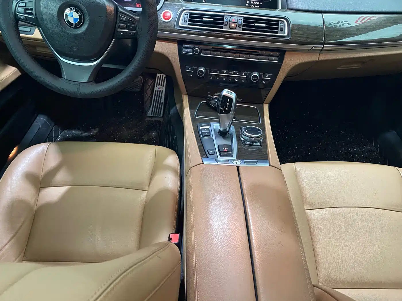BMW 7 Series 2014 730Li Premium фото 16