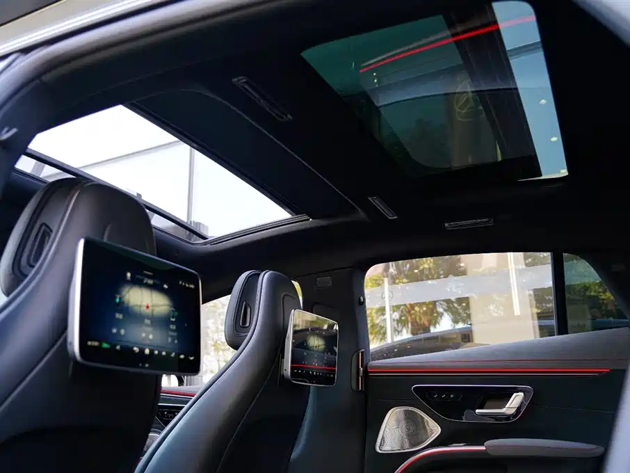 MERCEDES-BENZ EQS AMG