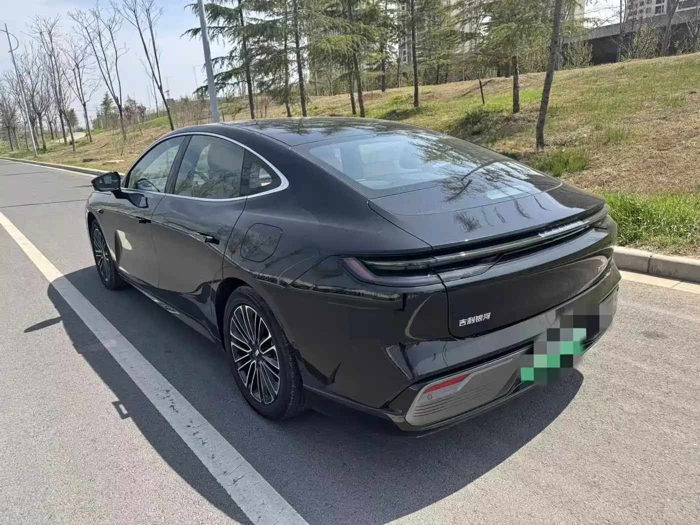 GEELY GALAXY GALAXY SPARKLE 8