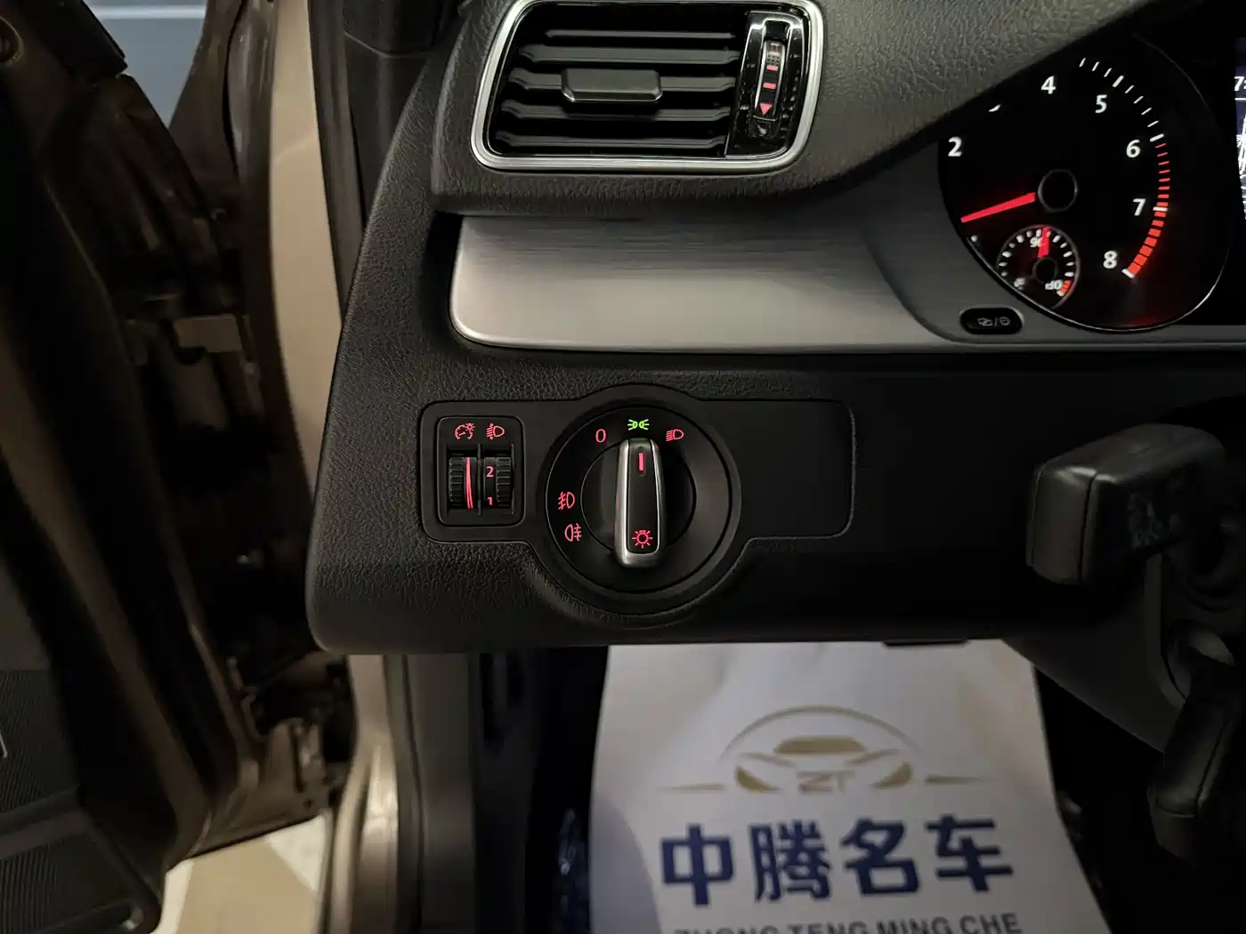 Volkswagen Magotan 2015 1.8TSI Leading фото 5