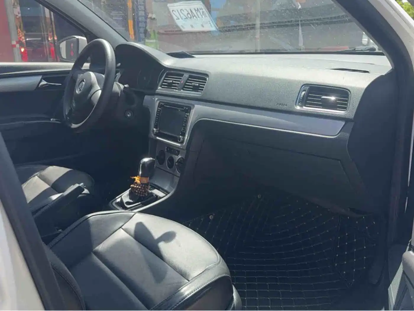 Volkswagen Lavida Tour 2015 230TSI DSG Comfort Edition фото 7