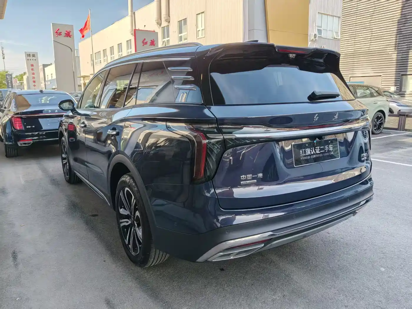 Hongqi HS7 2023 2.0T Automatic 4WD Flag Leader Edition (6-seater) фото 7