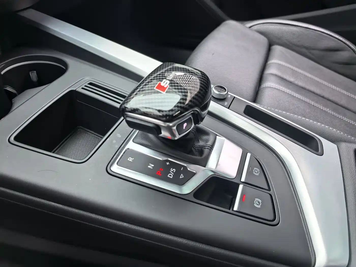 Audi A4L 2020 40 TFSI Fashion Dynamic Edition фото 10