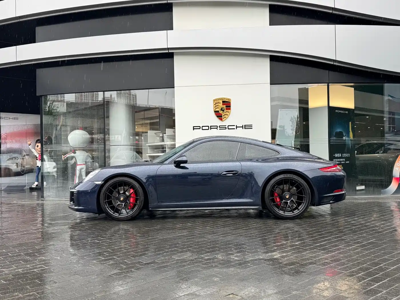 Фото 4 - Porsche 911