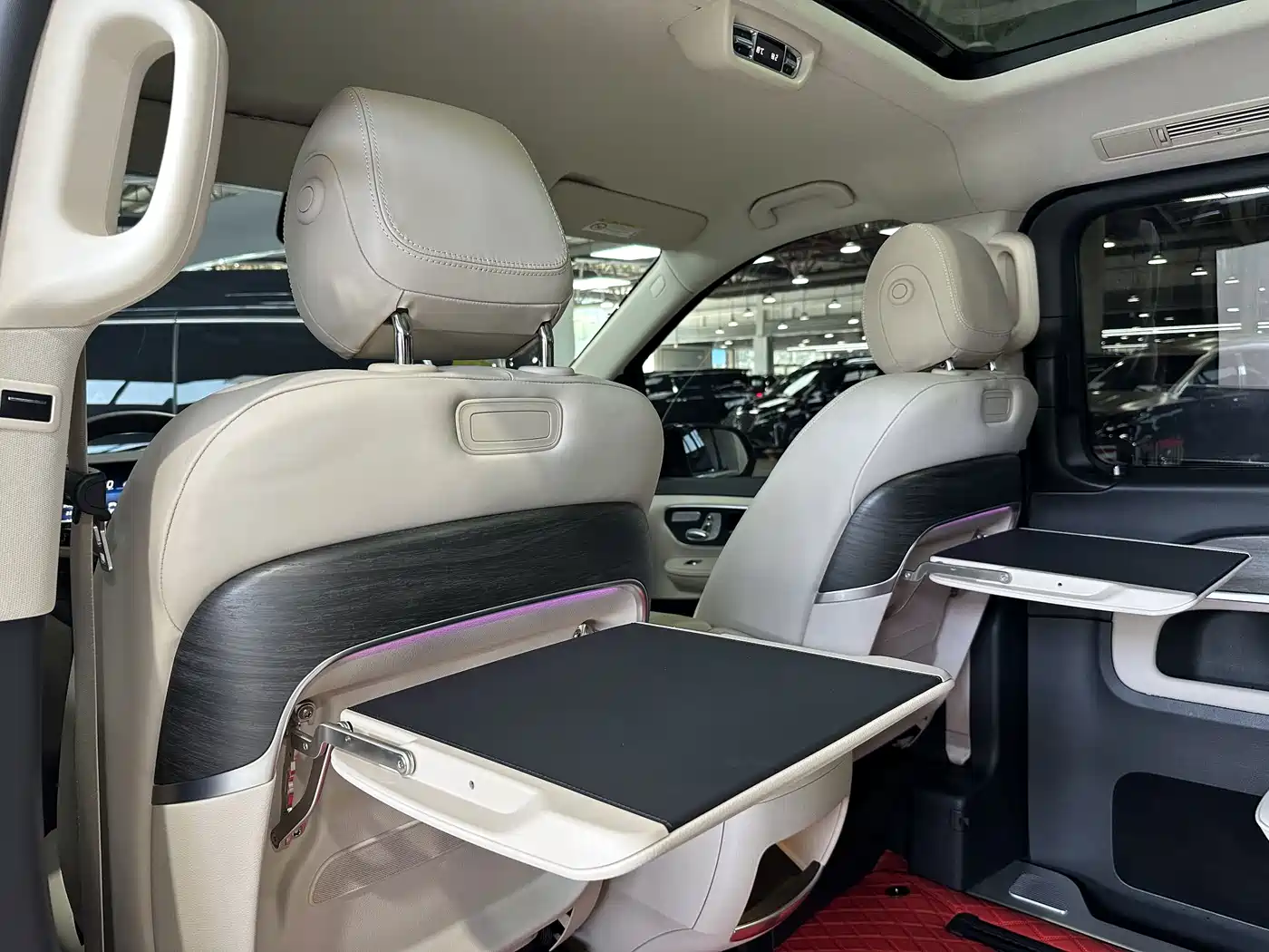 Mercedes-Benz V-Class 2026 2024 V 300 L Long Wheelbase Luxury Edition