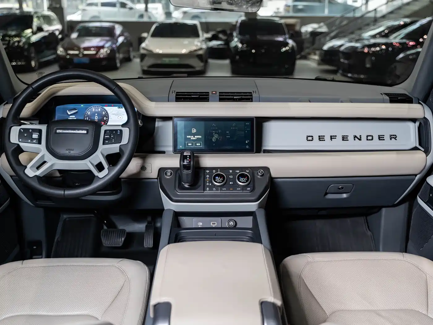 Land Rover Defender 2020 Model 110 P400 HSE фото 11