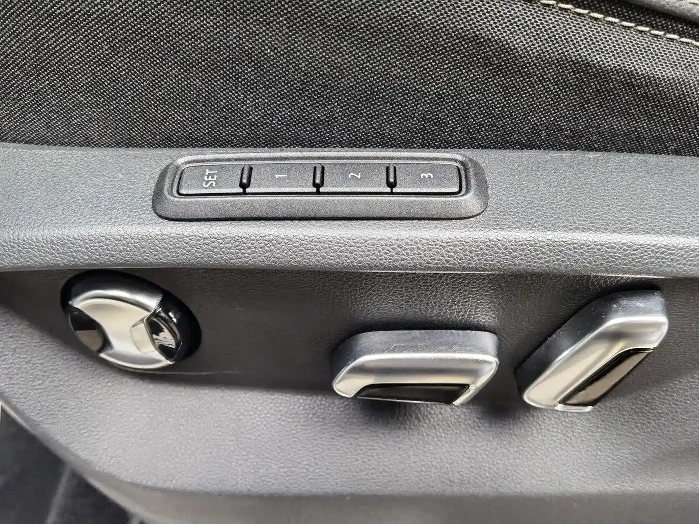 Volkswagen Talagon 2022 380TSI 4WD Luxury Premium Pro Edition 6-seater фото 14