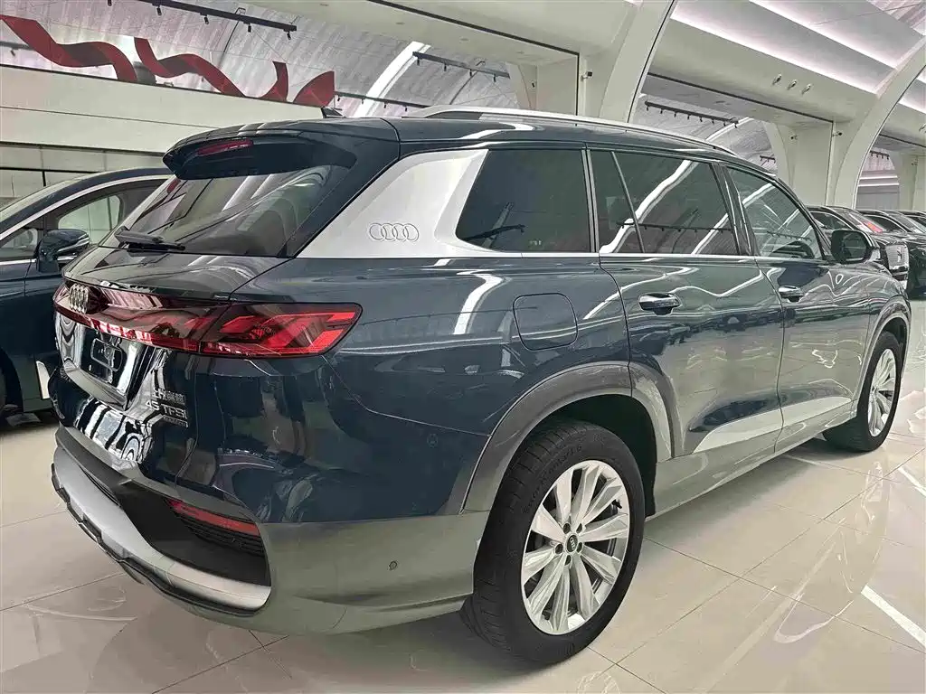 Audi Q6 2024 2024 45 TFSI quattro Qi Yun Yu Lin Package 6-seater