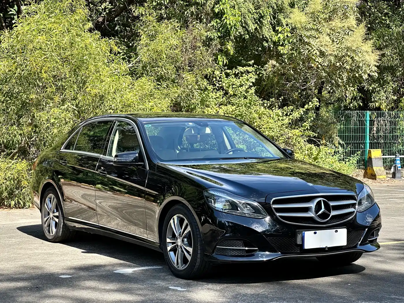 Mercedes-Benz E-Class 2014 E 260 L Sport фото 2