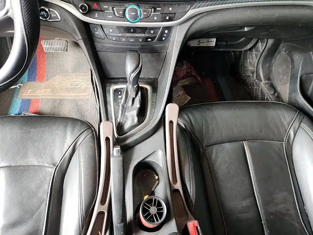 Buick Excelle 2015 15N Automatic Luxury фото 14