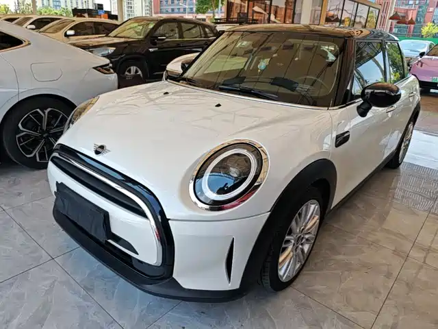 Mini MINI Рестайлинг, 1.5T COOPER, Артист, пятидверный