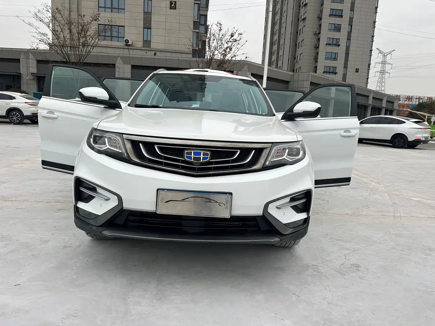 Фото 4 - Geely Boyue